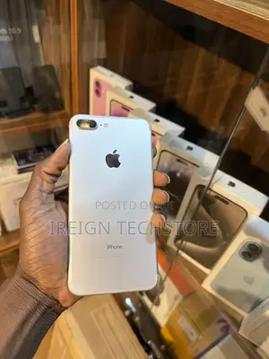 Apple iPhone 7 Plus 128 GB Gold
