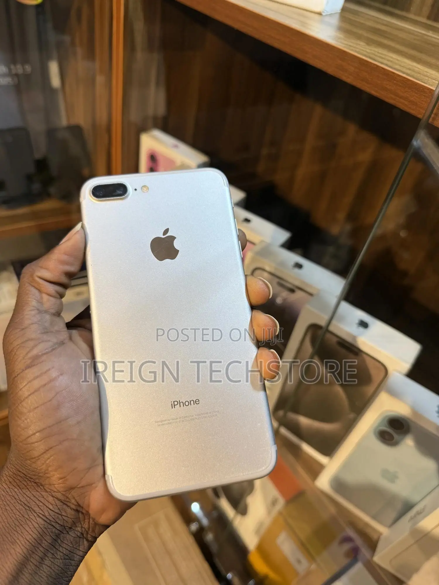Apple iPhone 7 Plus 128 GB Gold