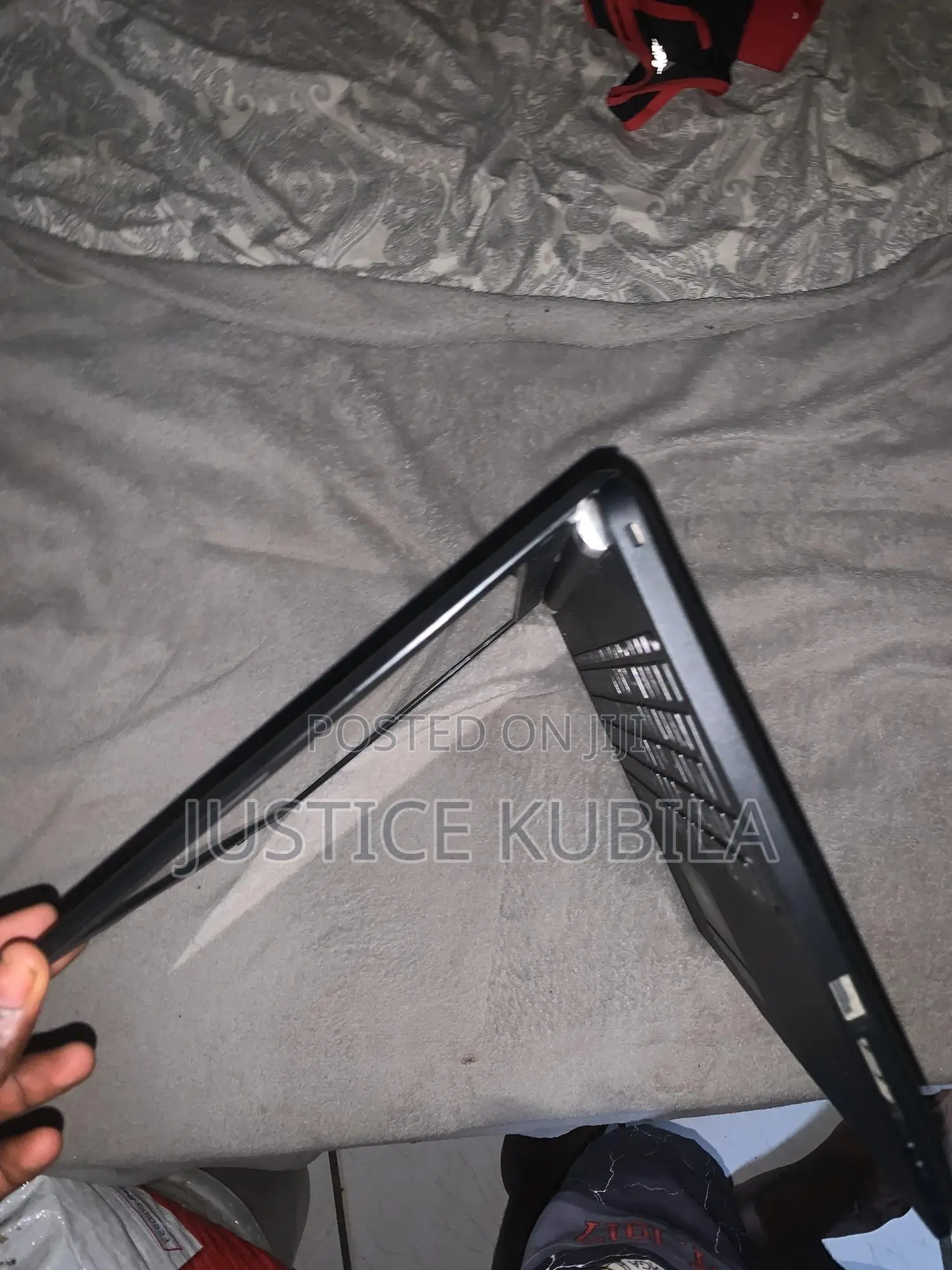 Laptop HP Pavilion 15 4GB Intel Celeron HDD+SSD 500GB