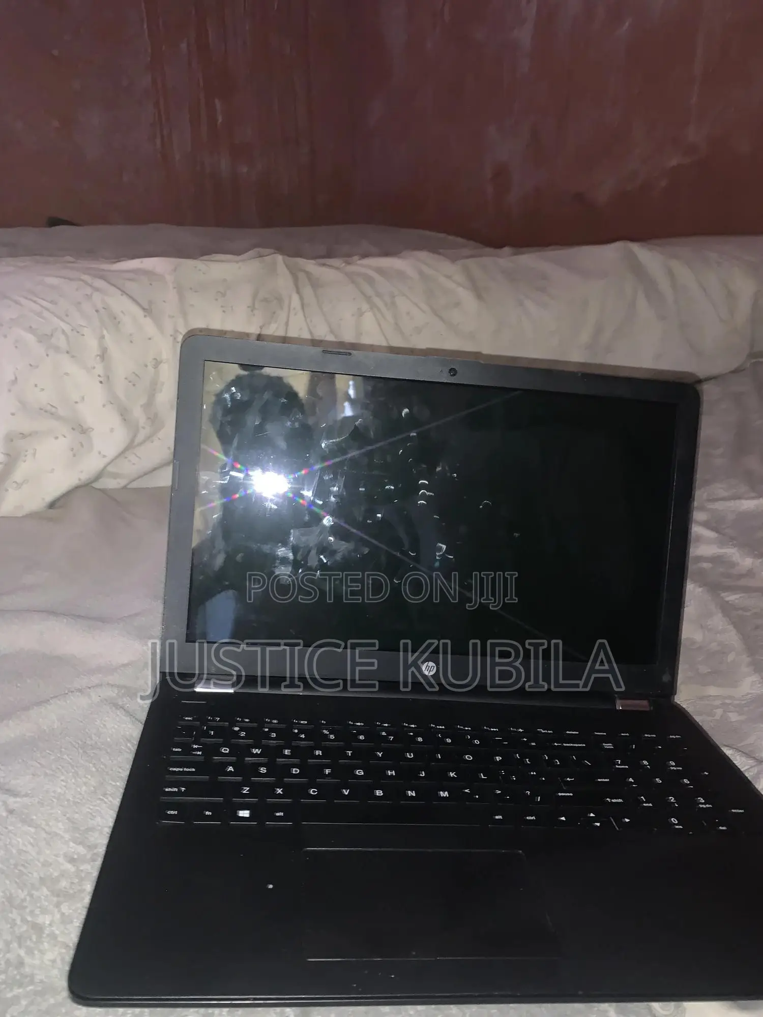 Laptop HP Pavilion 15 4GB Intel Celeron HDD+SSD 500GB