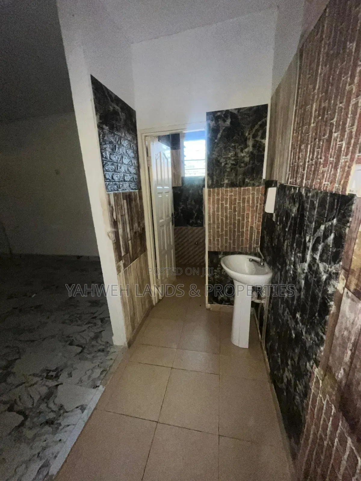 6bdrm House in Spintex for rent