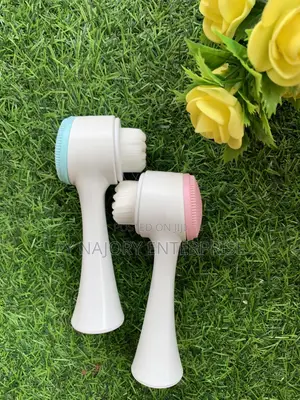 Double Sided Facial Cleansing Brush