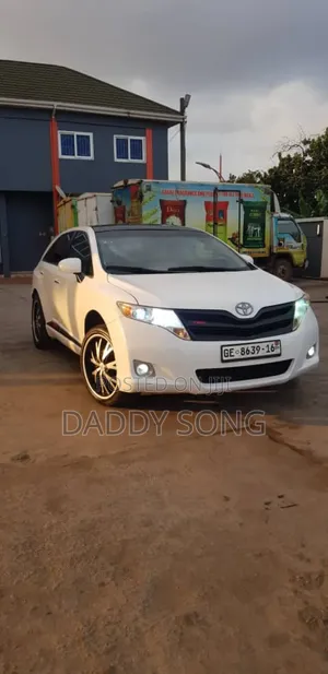 Toyota Venza XLE 4dr Wagon (2.7L 4cyl 6A) 2014 White