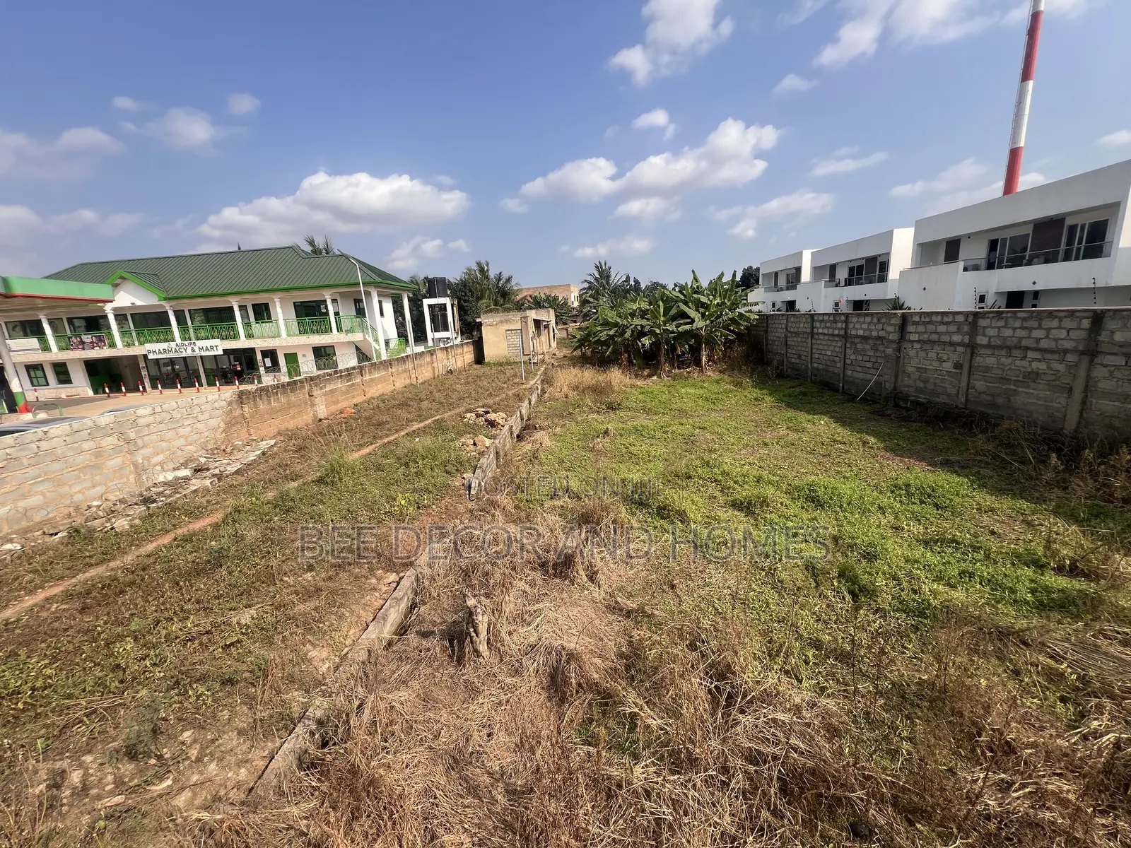 Road Long Sited Land for Sale