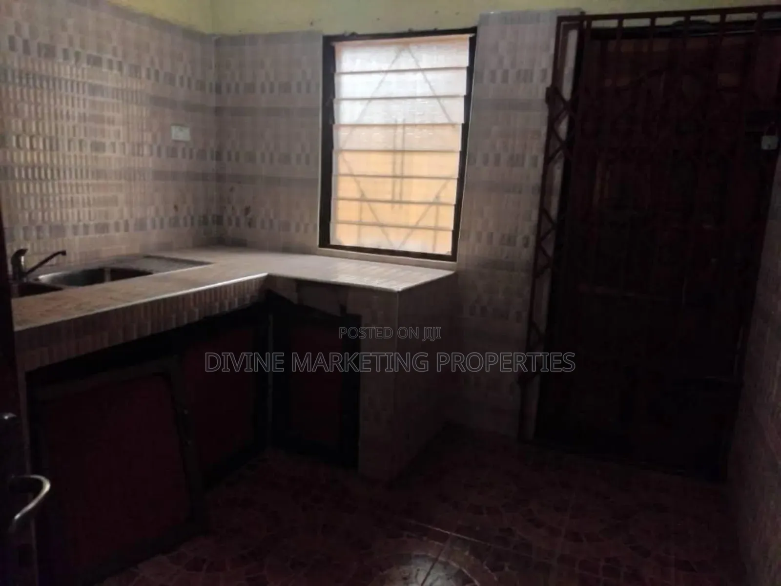 3bdrm House in Oduman Ablekuma for rent