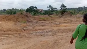 Plots of Land for Residence/Farmland