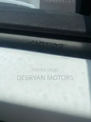 Tesla Cybertruck 173 kWh Cyberbeast AWD 2024 Silver