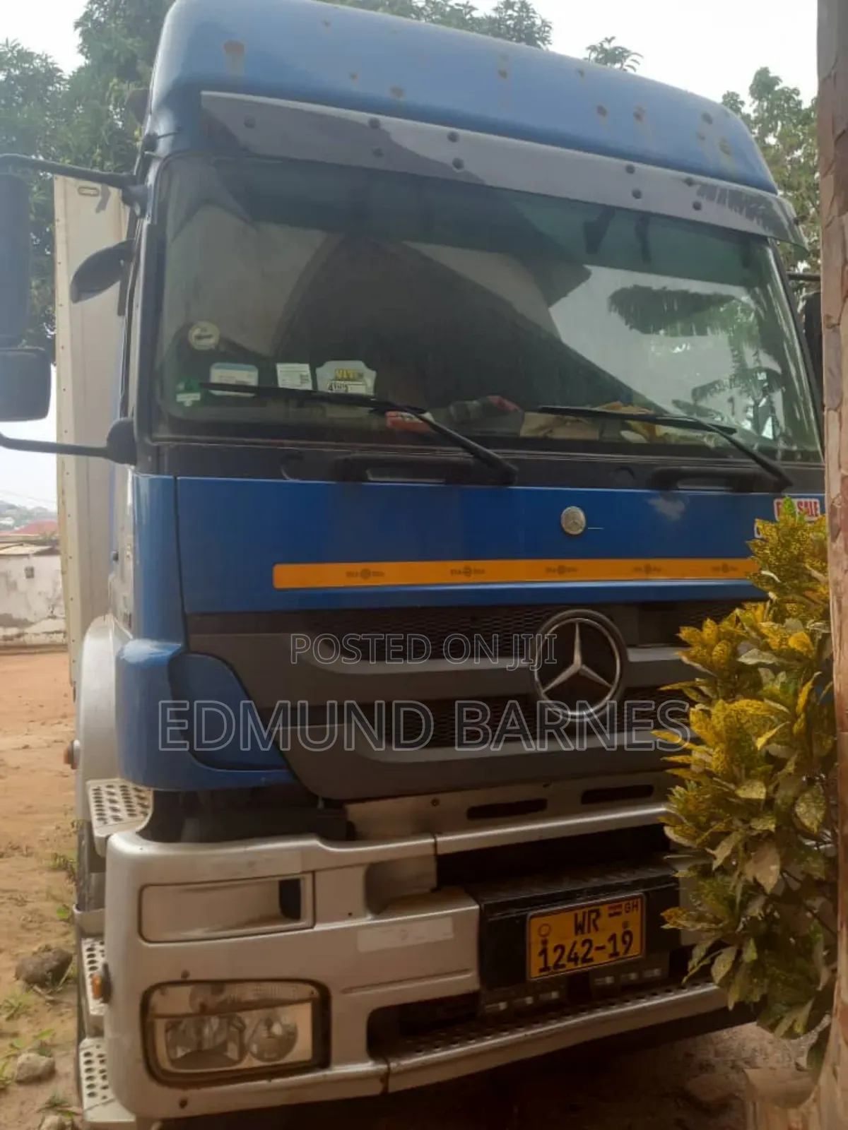 Mercedes-Benz 2012 Blue