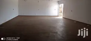 600 Sqm Warehouse With 3bedrooms for Rent