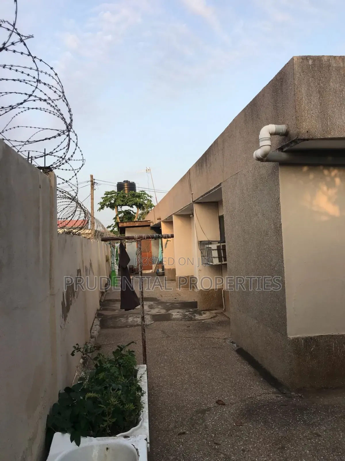 4bdrm House in Dansoman for sale