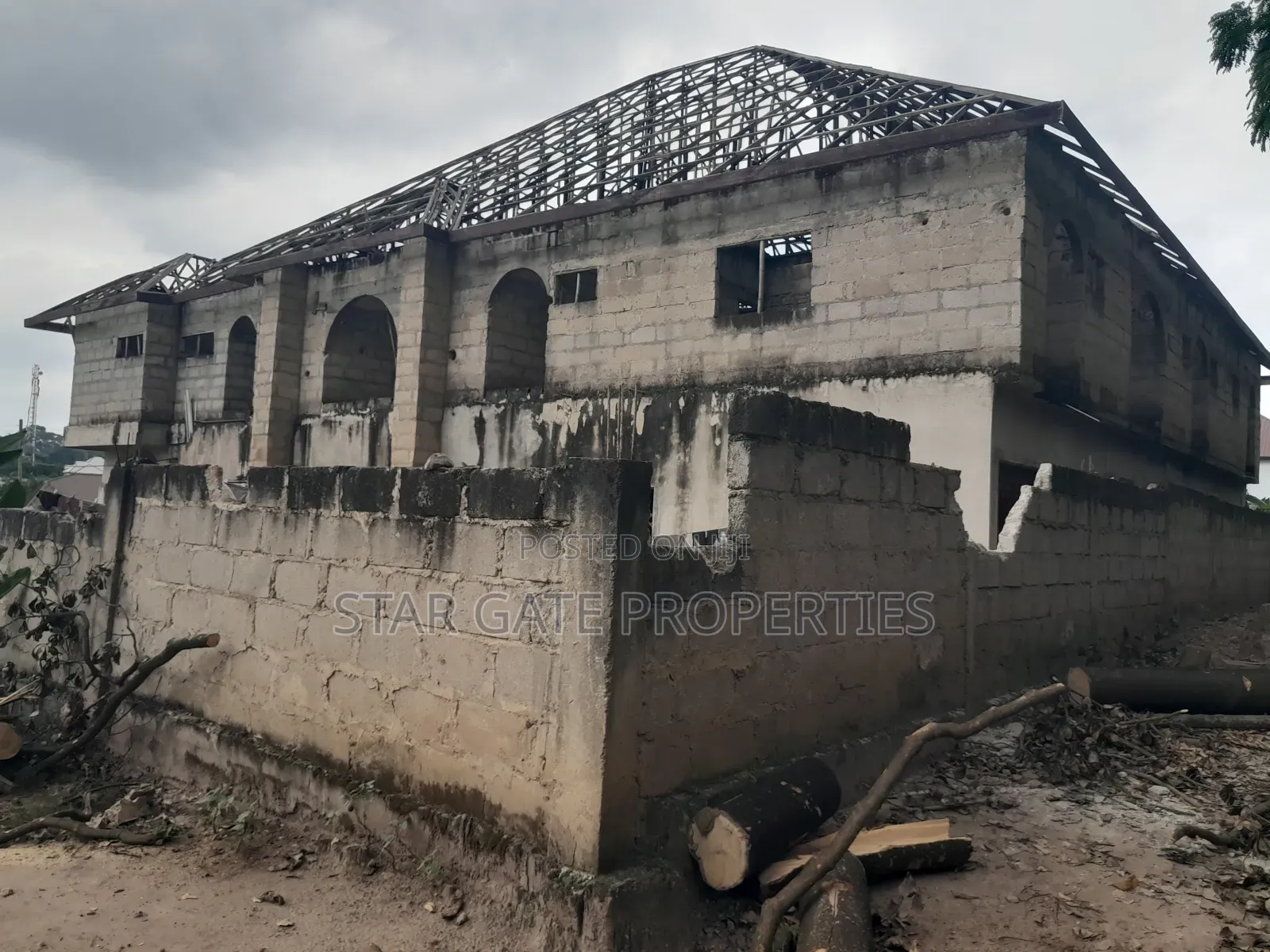 26 Bedrooms Hotel for Sale at Parkoso ( Near Asokore Mampong)
