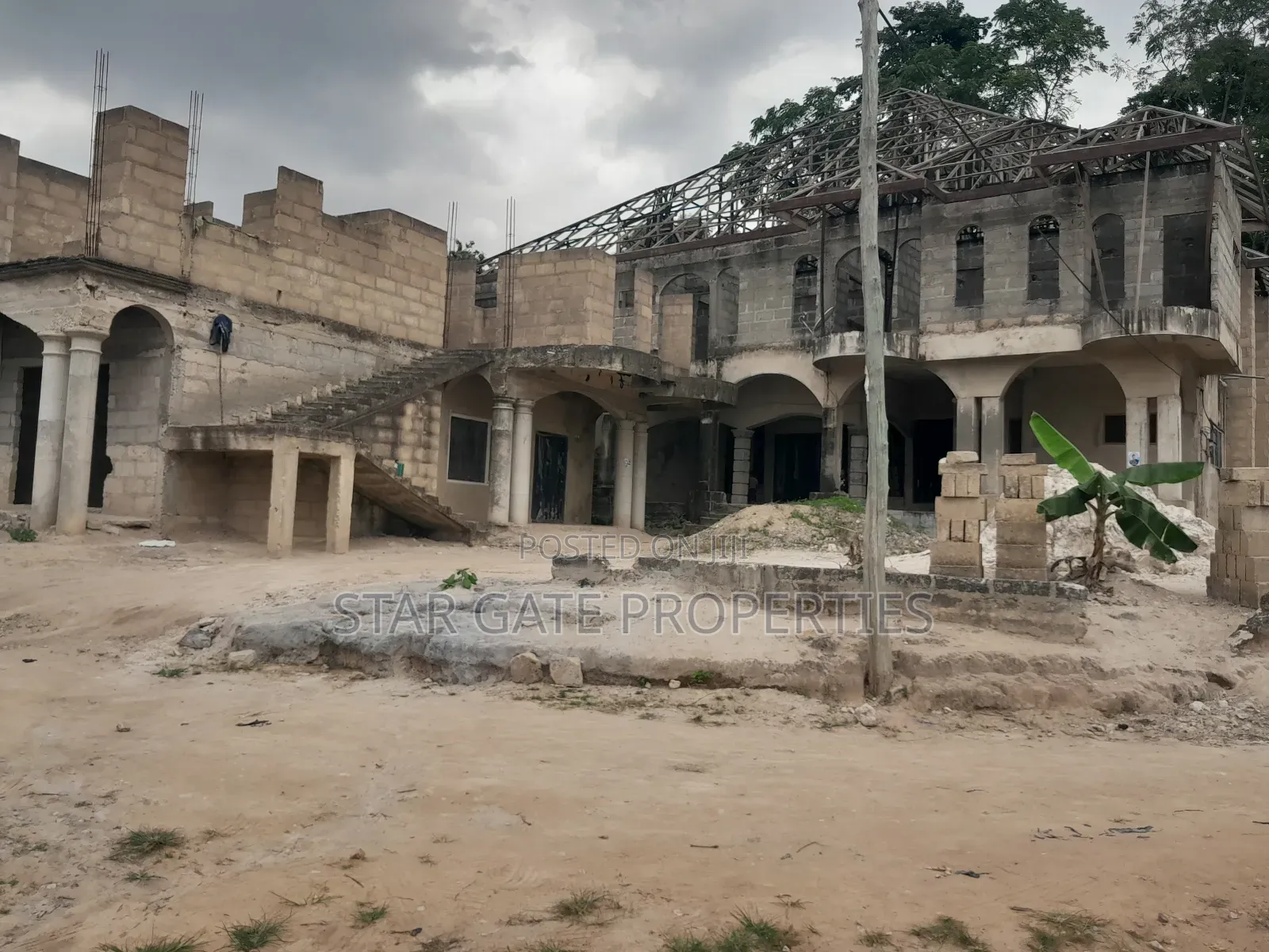 26 Bedrooms Hotel for Sale at Parkoso ( Near Asokore Mampong)