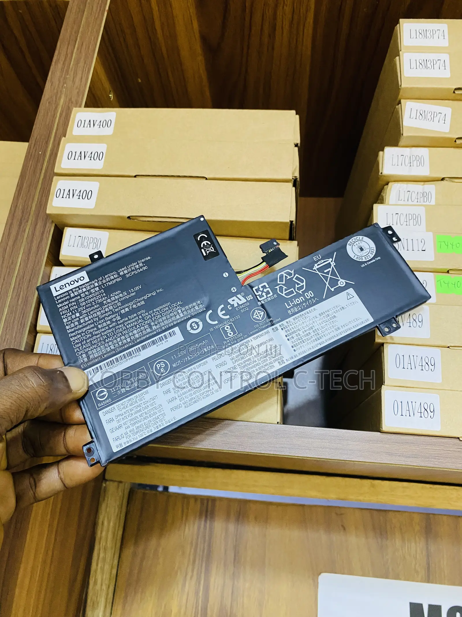 L17m3pb0 Lenovo Flex 3, Ideapad 3 Original Grade a Inbuilt Battery