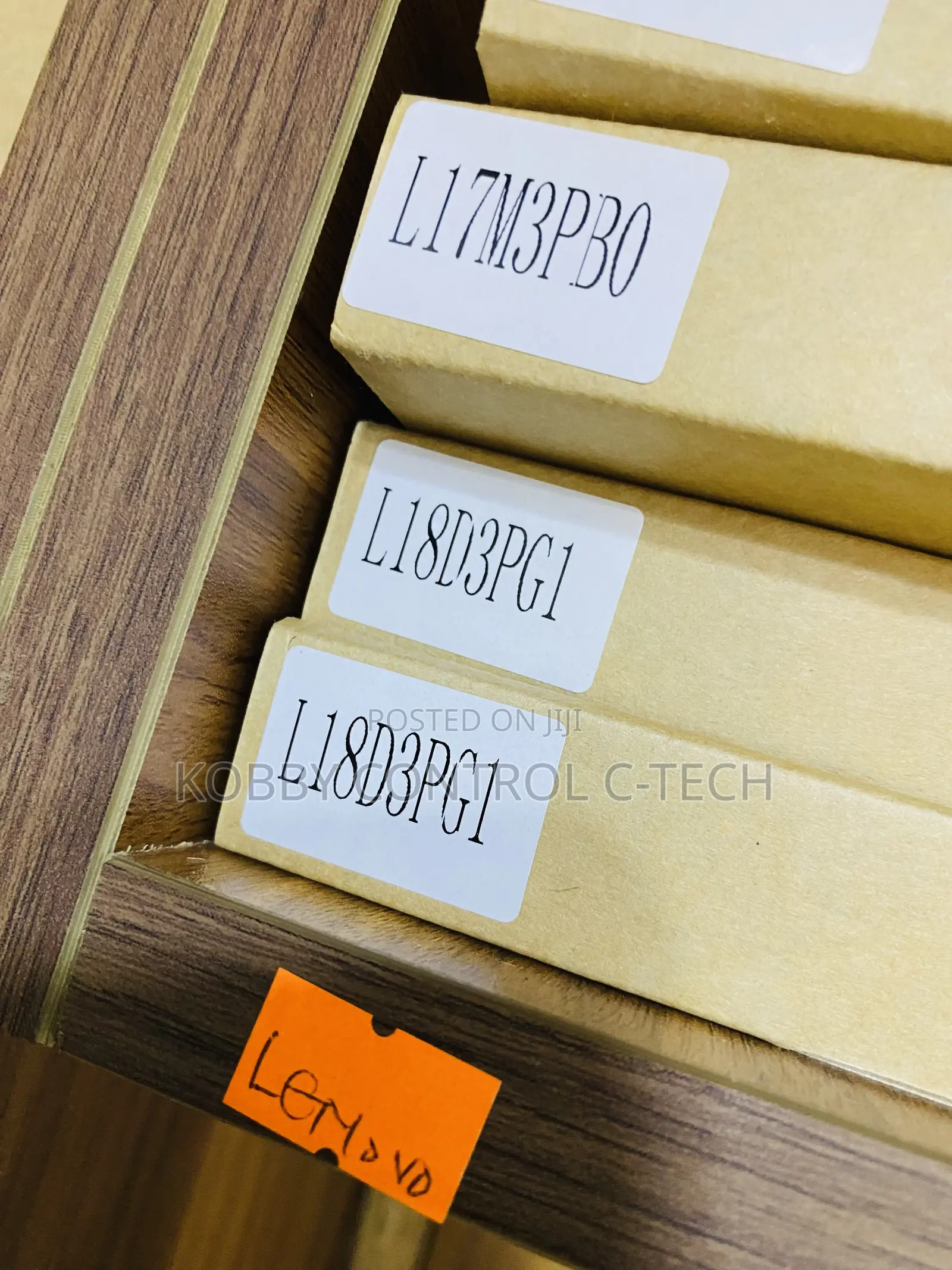 L18d3pg1 Lenovo Ideapad Flex 3, Original Grade a Inbuilt Battery