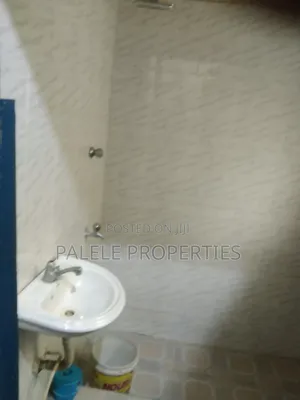 1bdrm House in Dansoman Control for rent