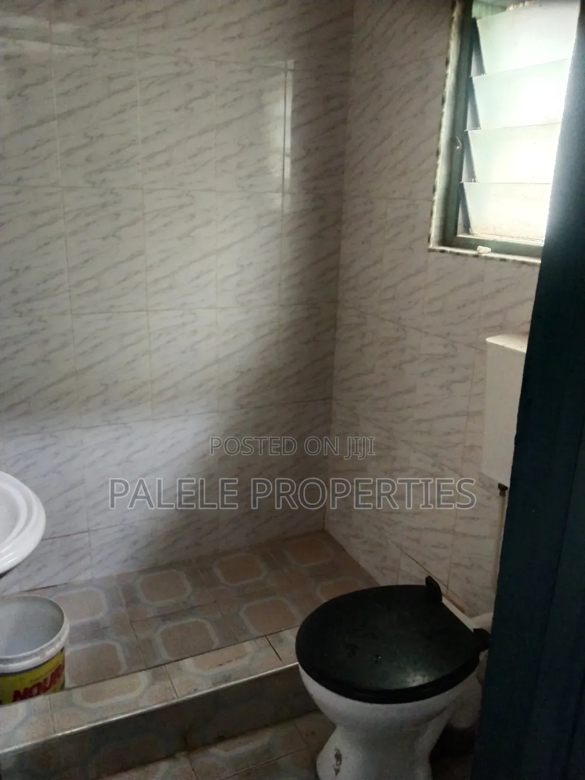 1bdrm House in Dansoman Control for rent