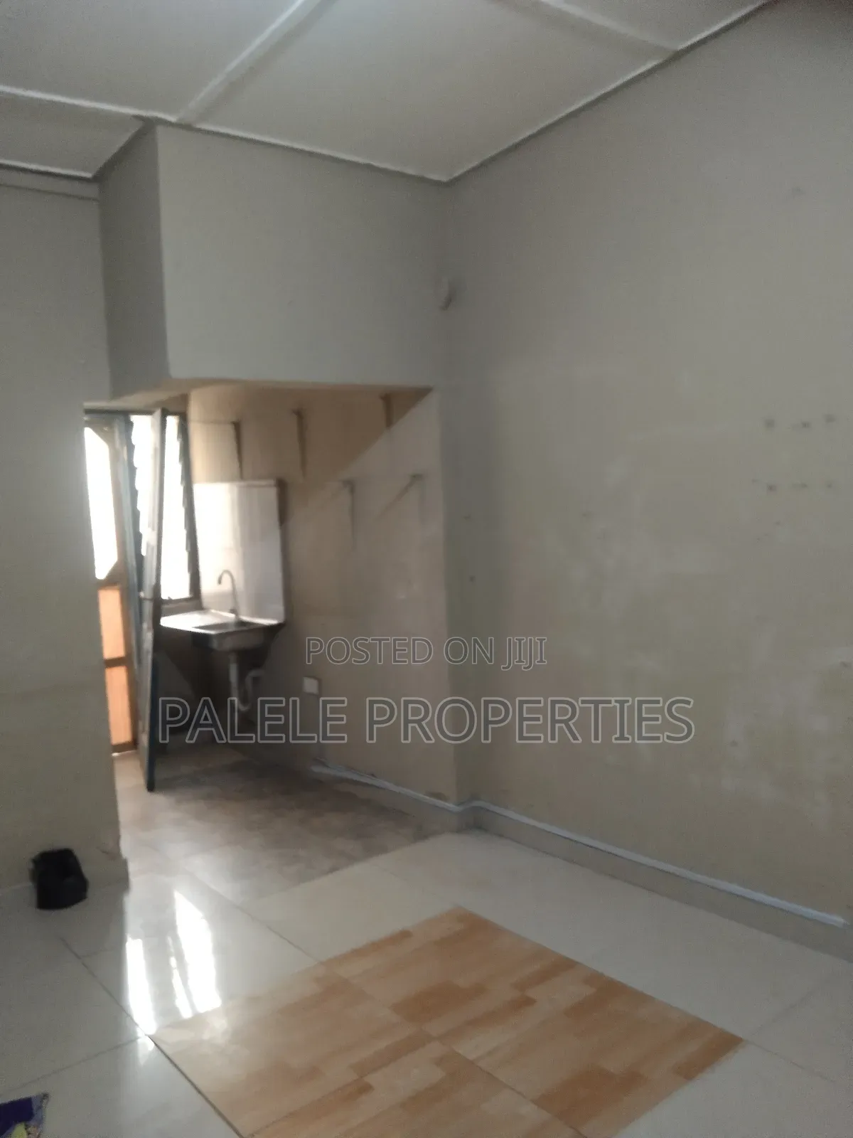 1bdrm House in Dansoman Control for rent