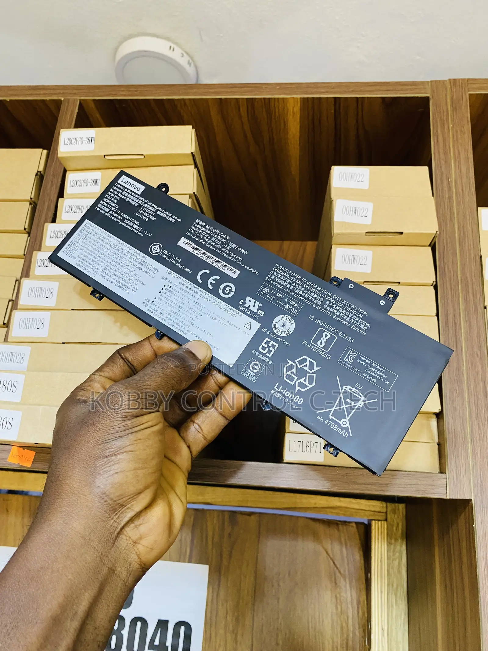 L17l3p71 Lenovo T480s Original Grade a Inbuilt Battery