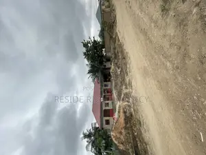 5bdrm House in Manhean for sale