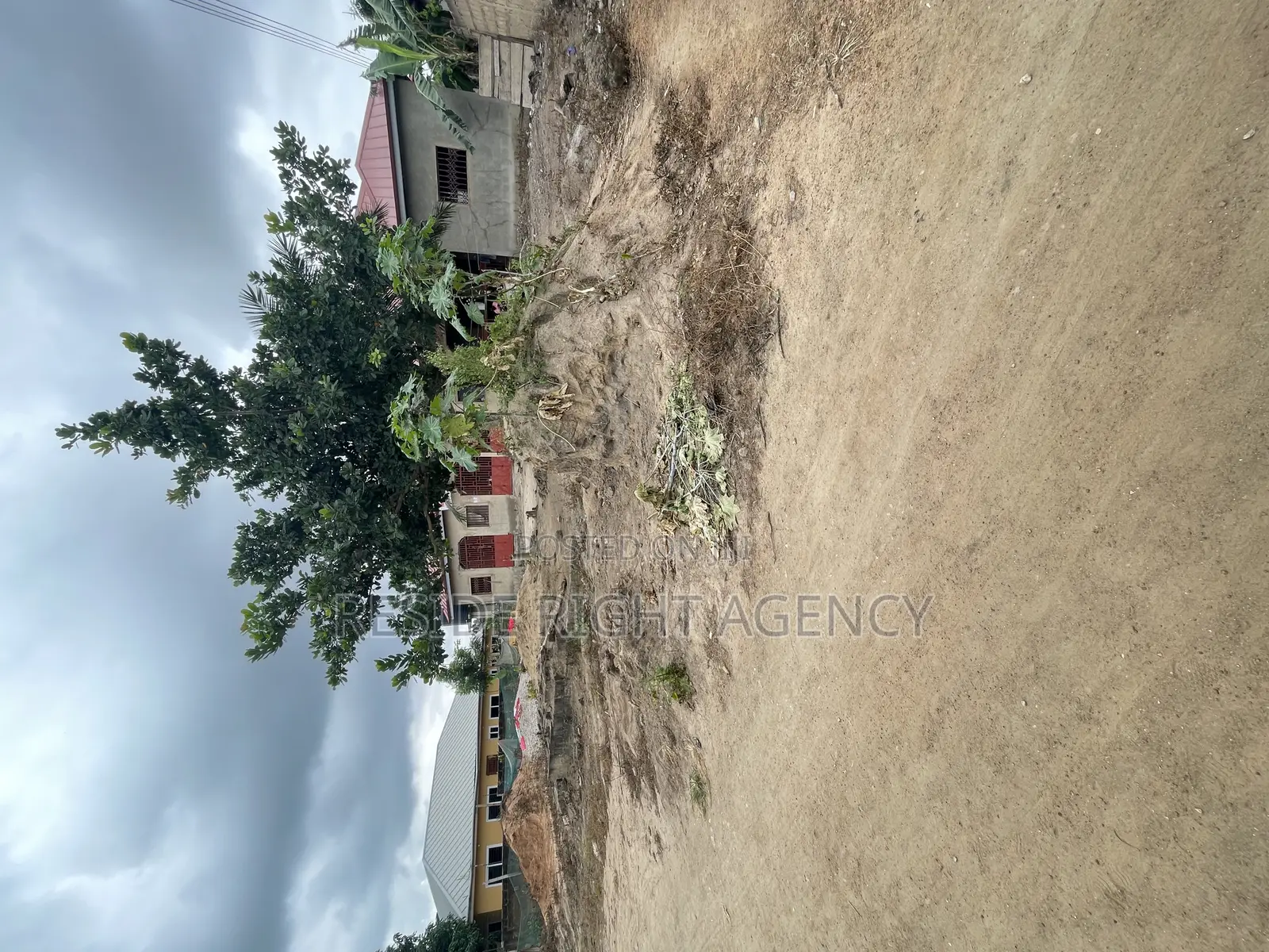 5bdrm House in Manhean for sale