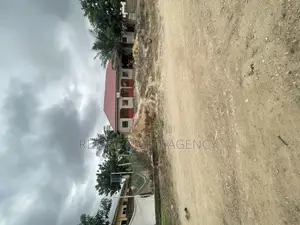 5bdrm House in Manhean for sale