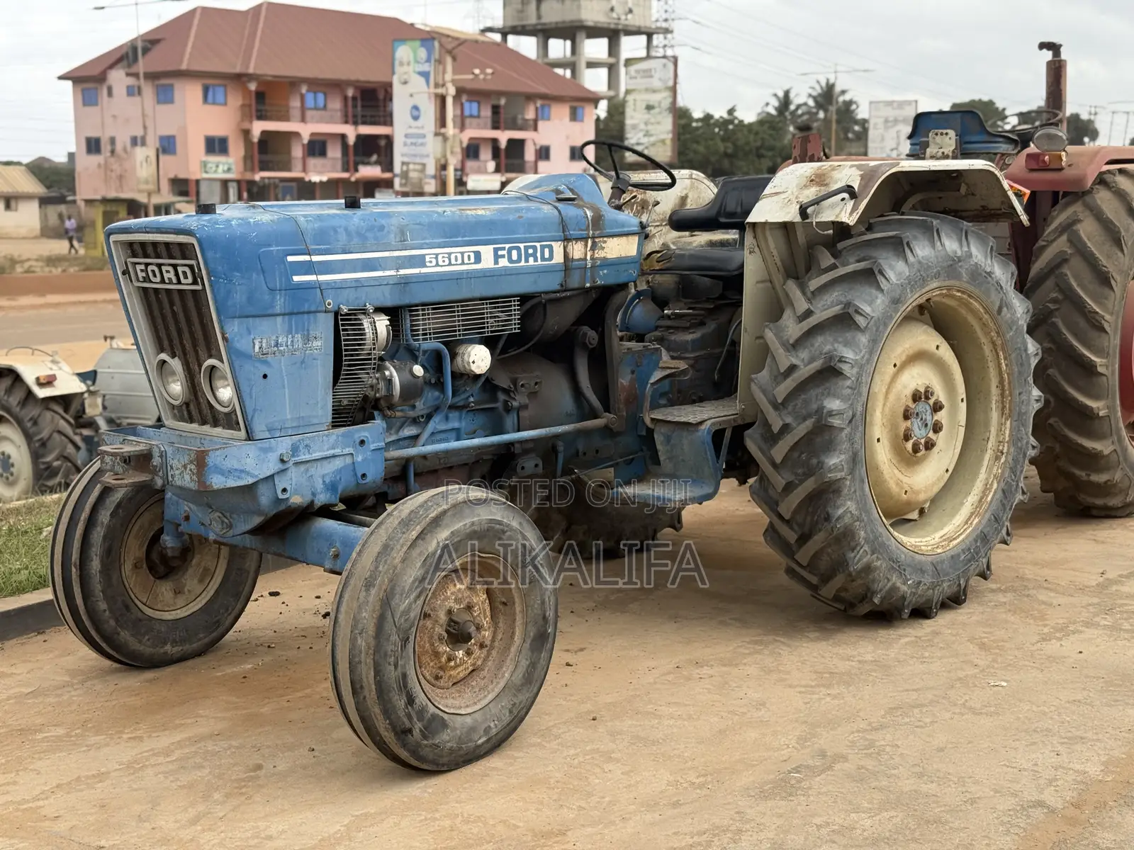 Ford Tractor 5600
