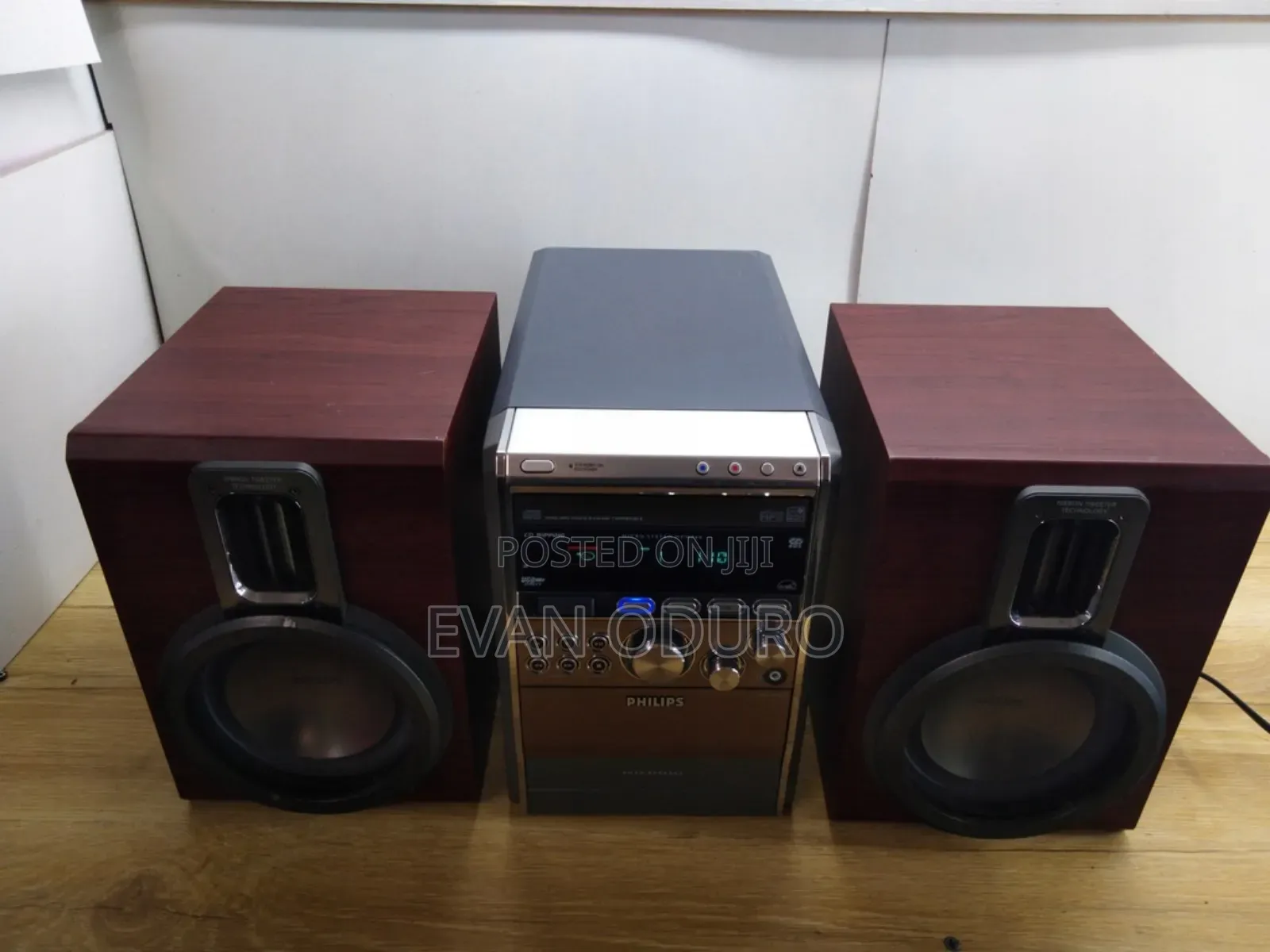 Powerful Philips Digital Sound System Bluetooth,Cd, Radio, Aux Bass