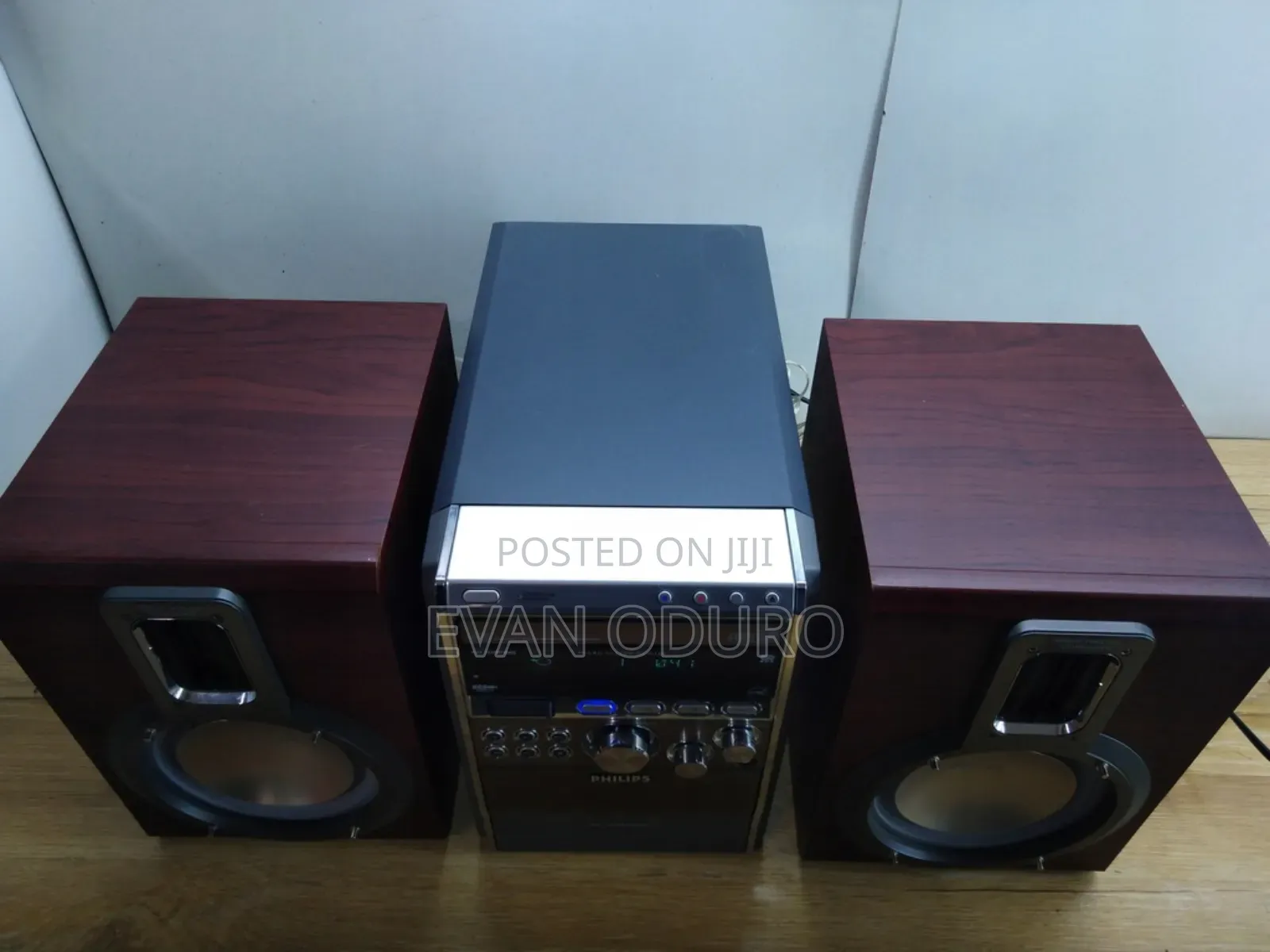 Powerful Philips Digital Sound System Bluetooth,Cd, Radio, Aux Bass