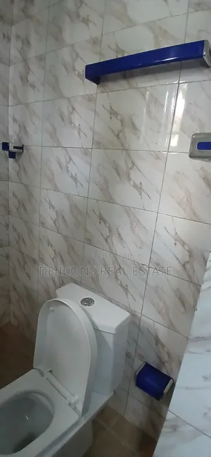 1bdrm Duplex in De-Icons Real Estate, Awutu Senya East Municipal