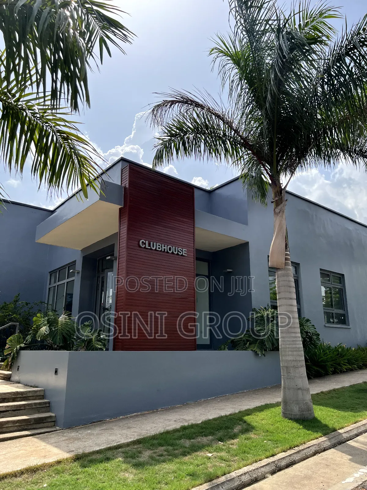 Furnished 2bdrm Townhouse / Terrace for rent