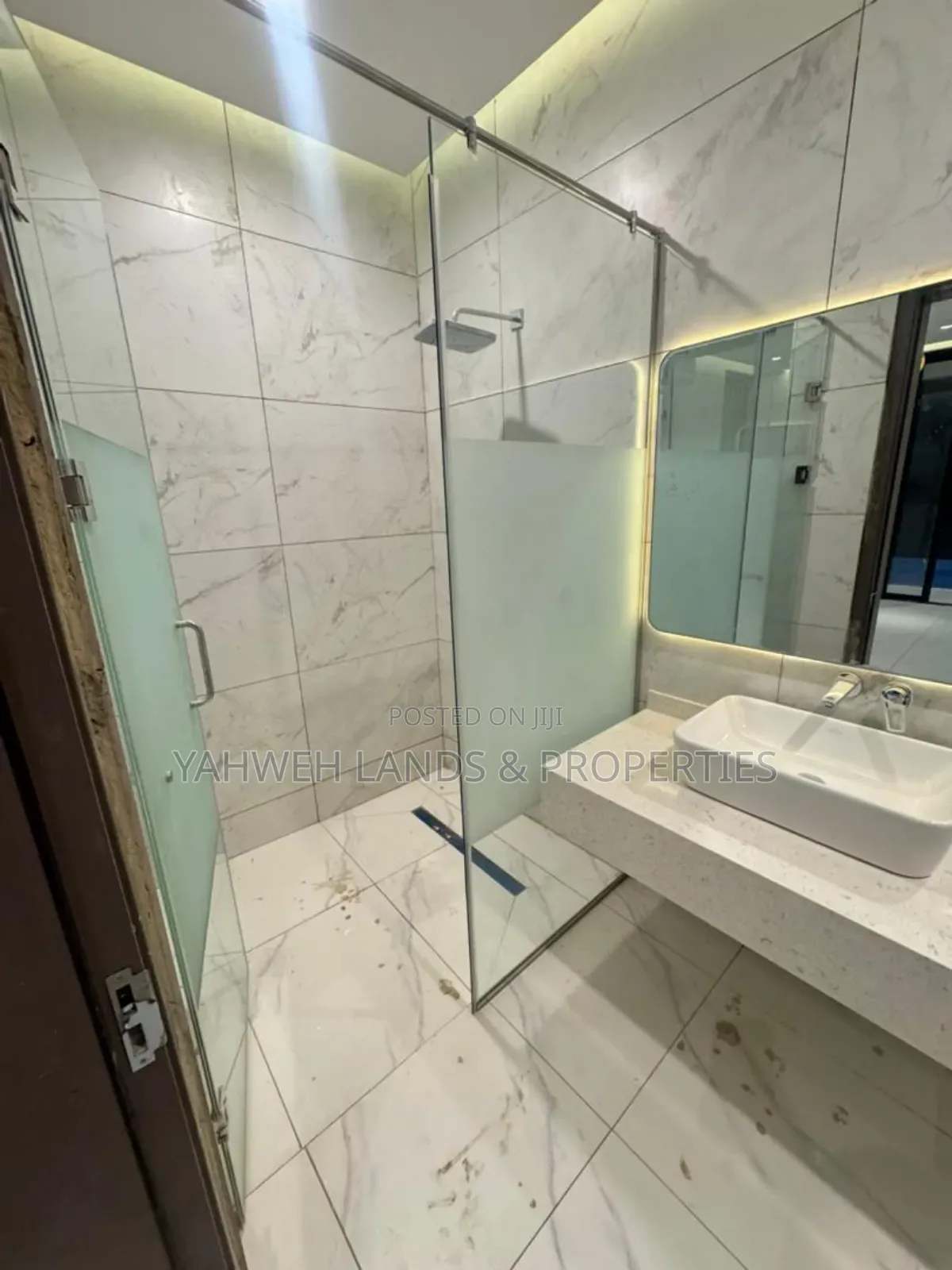 5bdrm House in Cantonments for sale