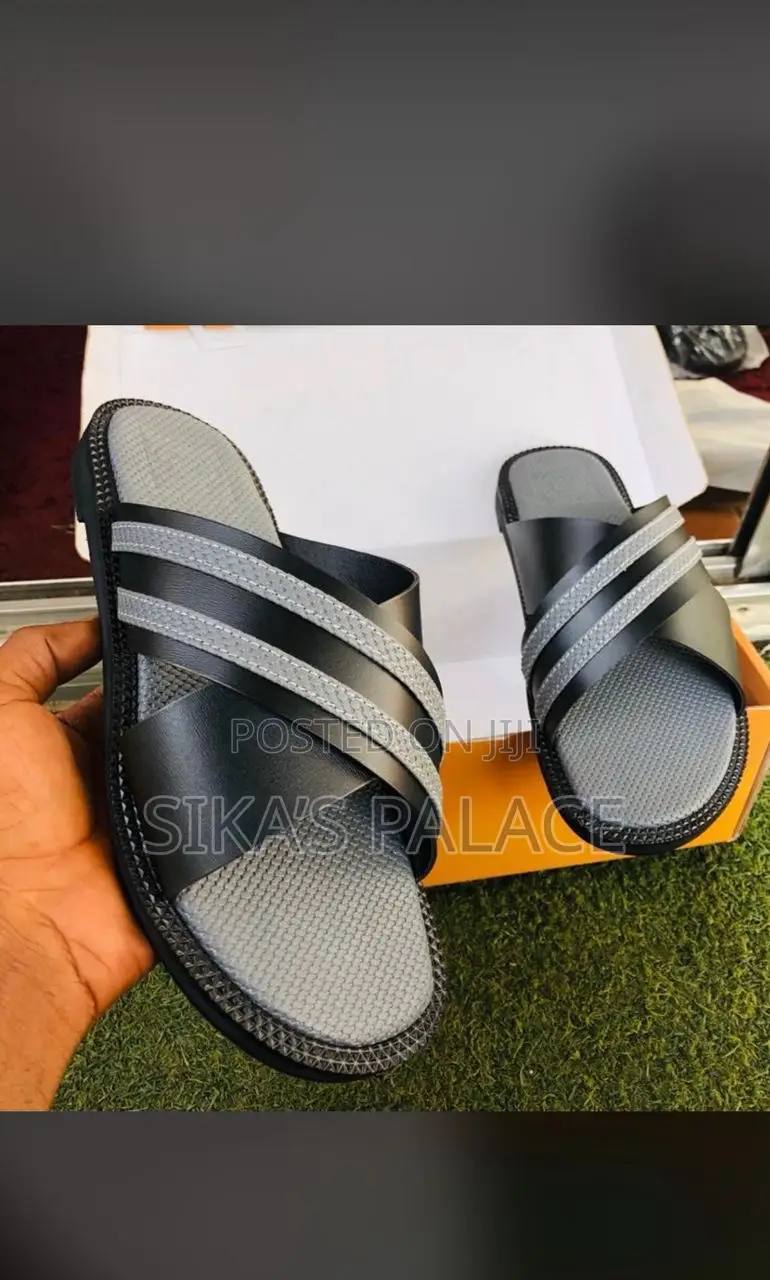 Ash Line Slippers