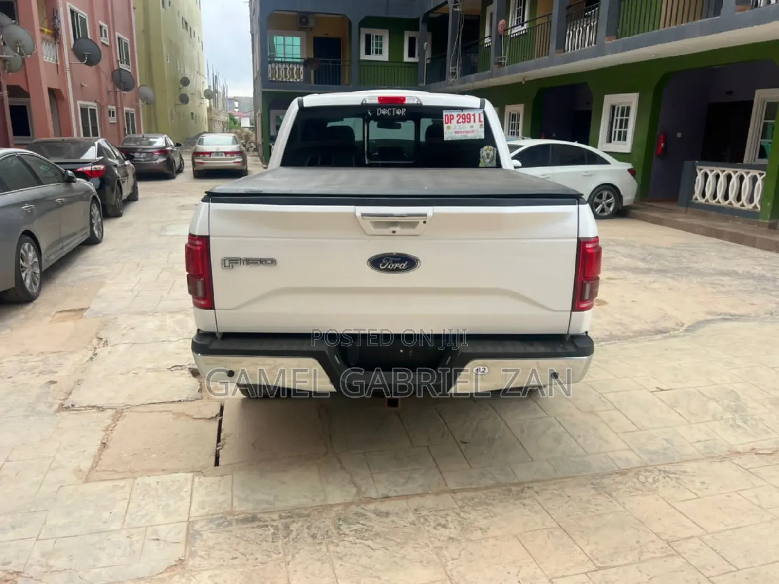 Ford F-150 Lariat 4x4 SuperCrew Cab Styleside 5.5 ft. box 145 in. WB