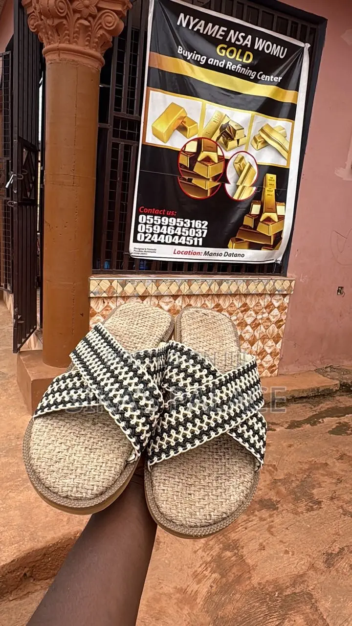 Big Men Era Slippers