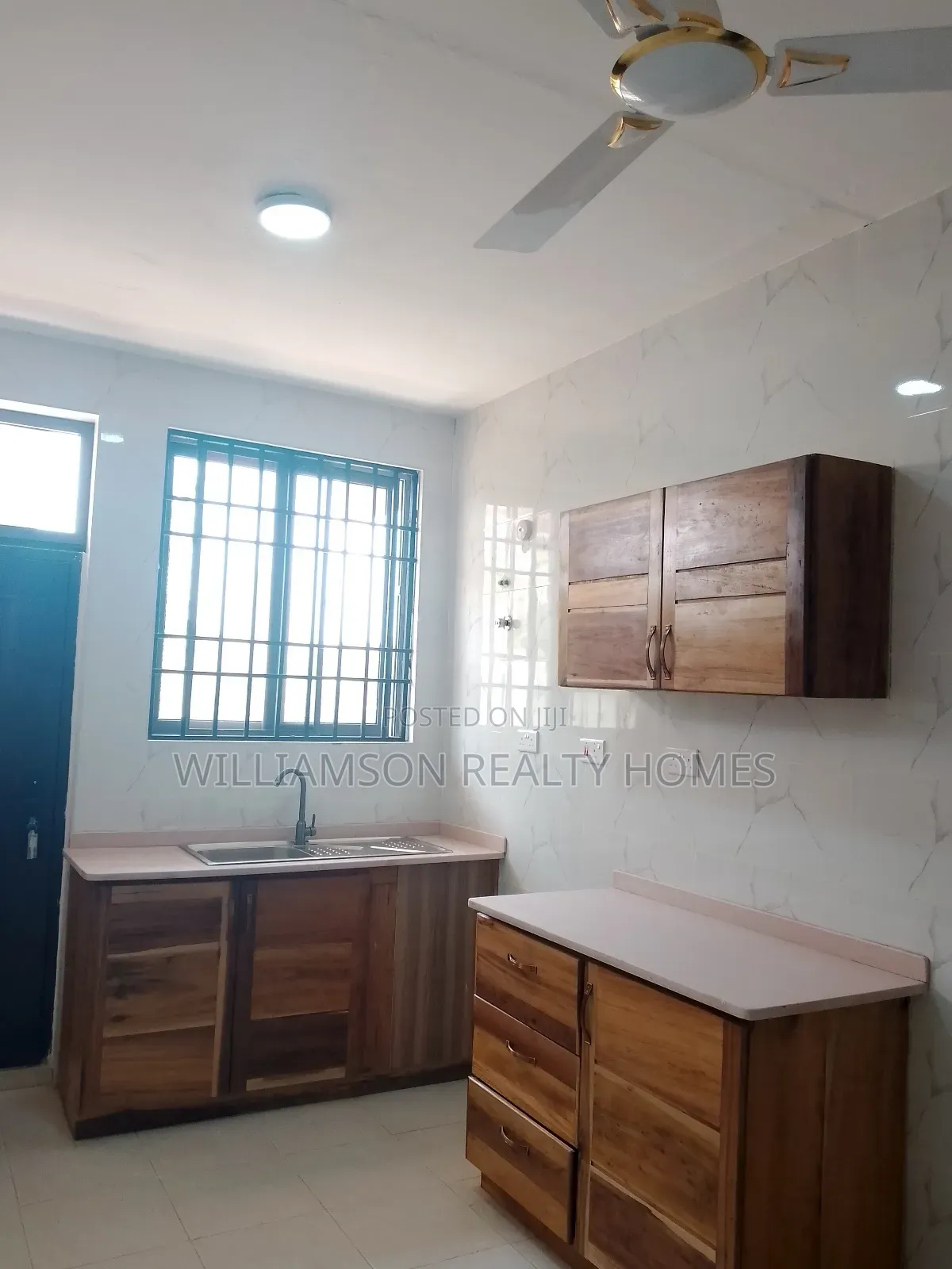 3bdrm Apartment in Devtraco Estate Area, Spintex for rent