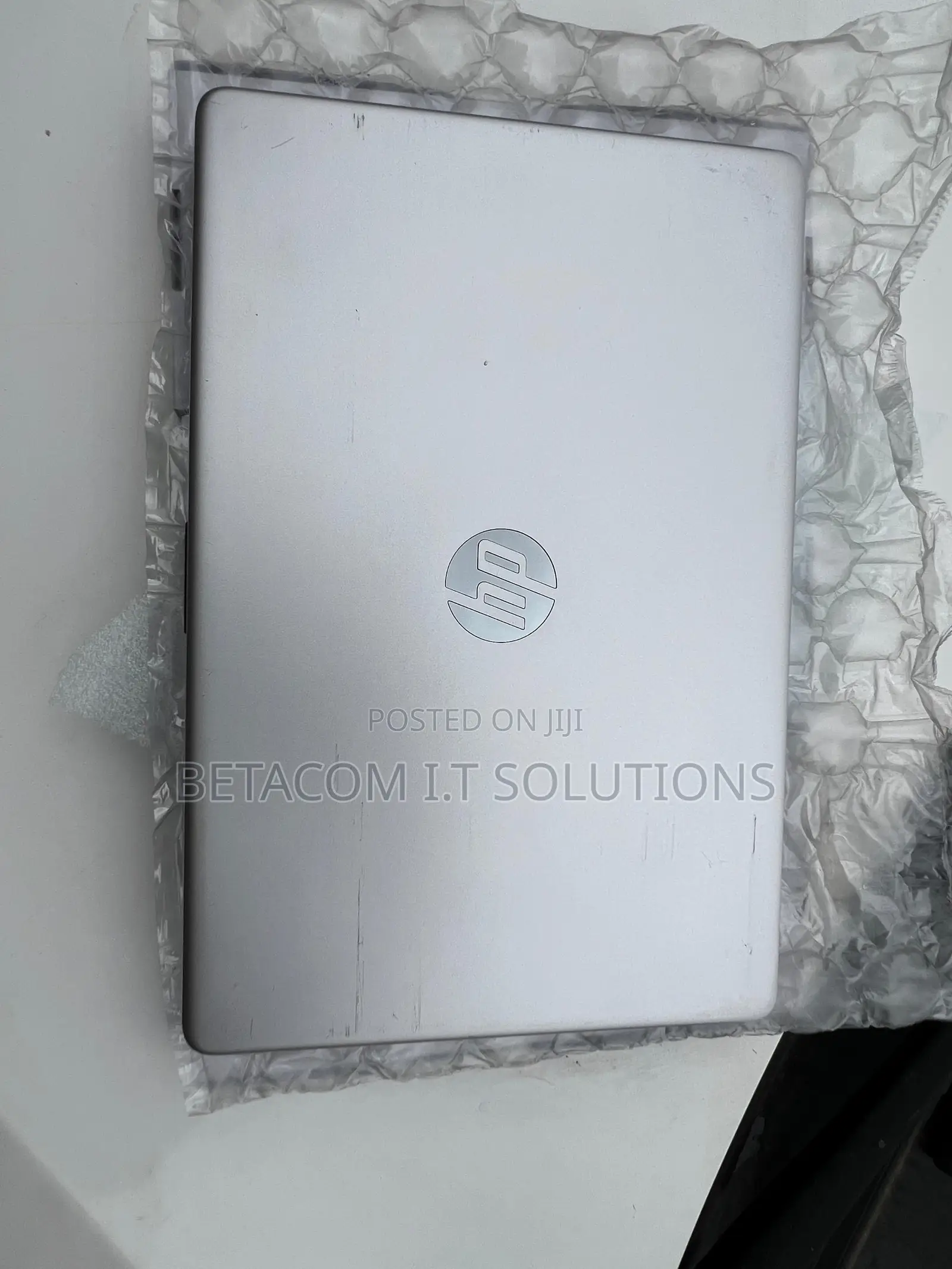 Laptop HP 15-dy1031wm 8GB Intel Core i3 SSD 256GB