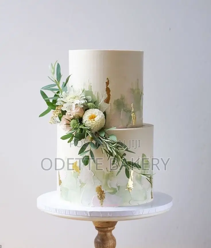 Wedding Cakes on a Budget