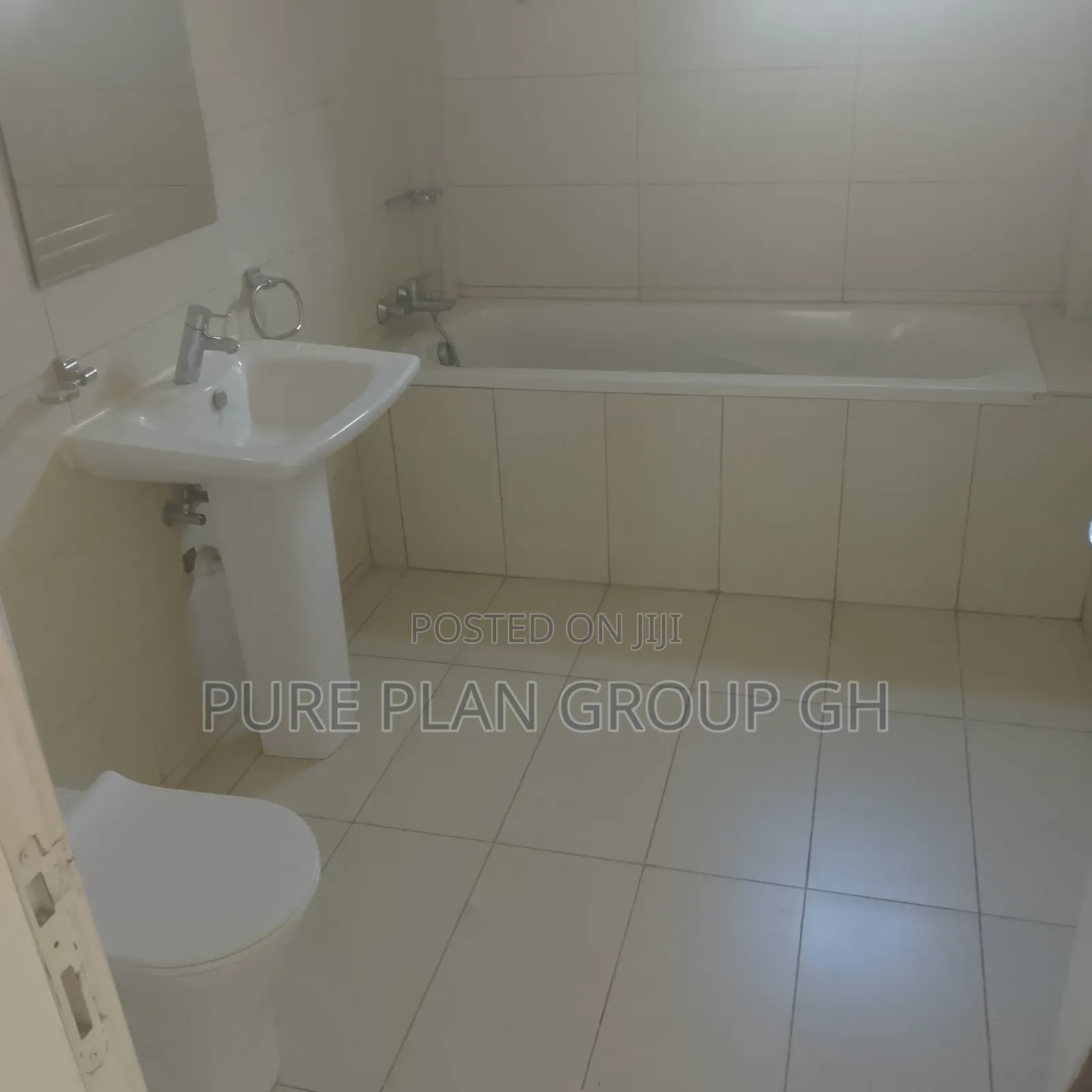 Furnished 3bdrm Apartment in Shiashie, Ghana Link Area for rent