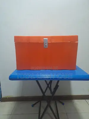 Student Plastic Trunk And Chopbox