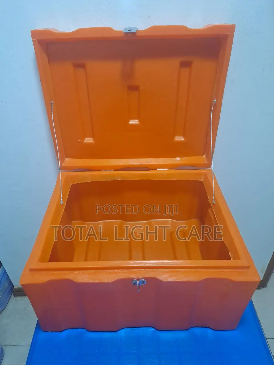 Student Plastic Trunk And Chopbox