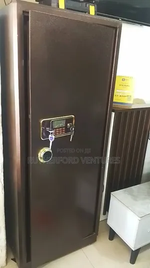Strong Metal Fireproof Safe for Your Home and Office