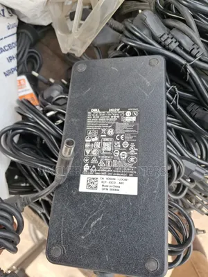 Dell Charger 19.5v 12.31a 240w