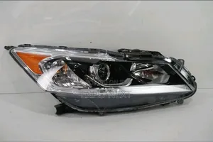 2016-2017 Honda Accord Sedan Lh Driver Halogen W/ Led Headlight