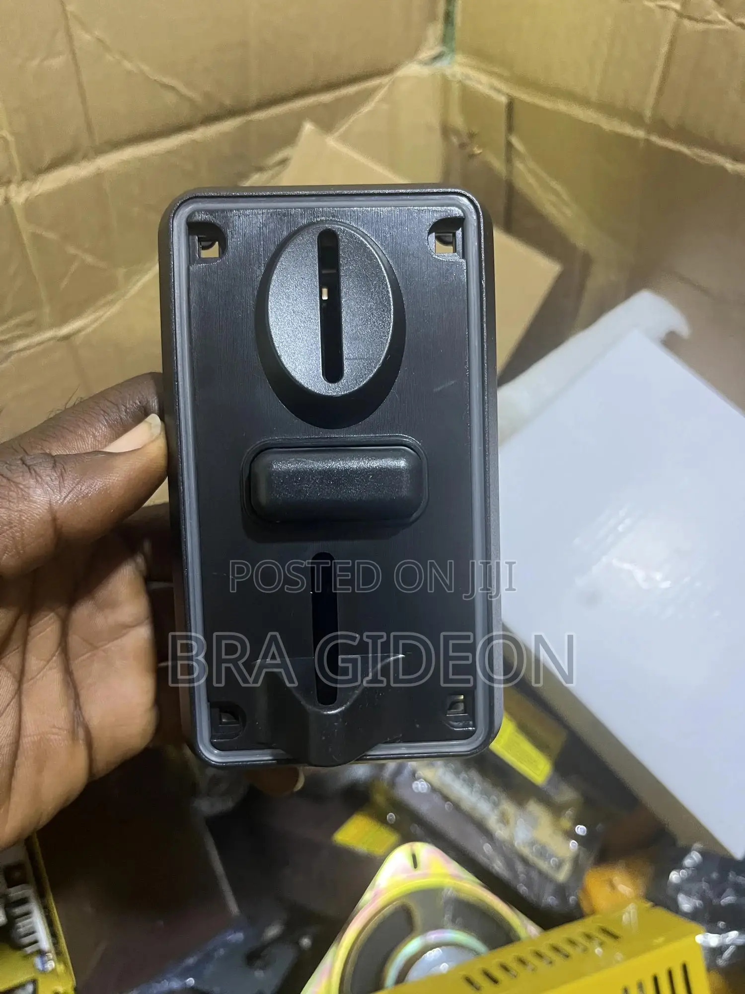 Digital Coin Acceptor