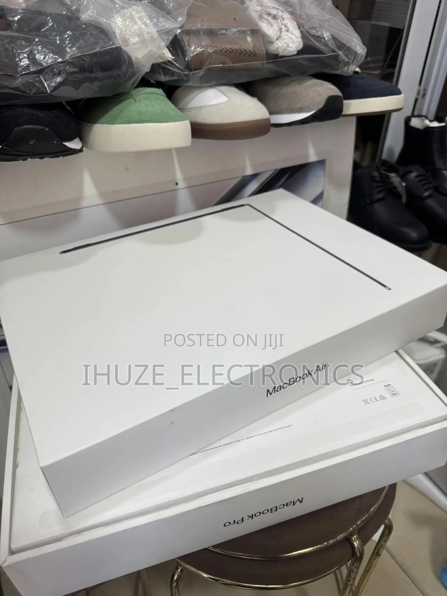 New Laptop Apple MacBook Air 2025 M4 15-Inch 24GB Apple M4 SSD 512GB