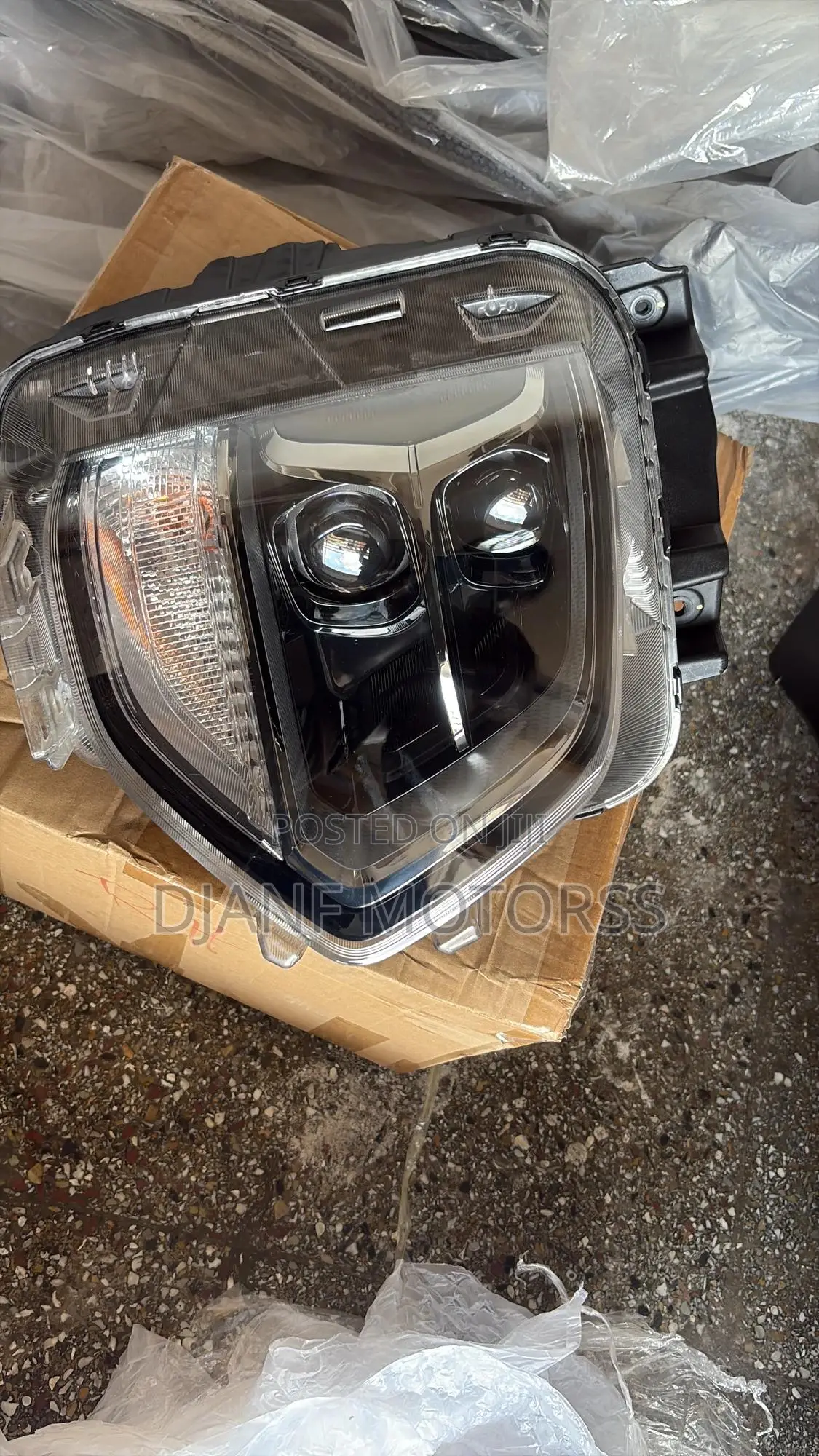 Santa Fe 2019-2020 Headlight And All Kinds Of Parts