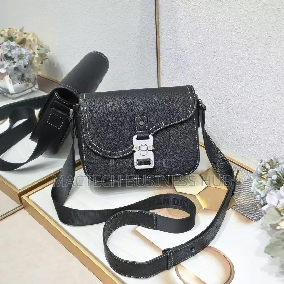 Side and Shoulder Bags 