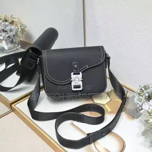 Side and Shoulder Bags 