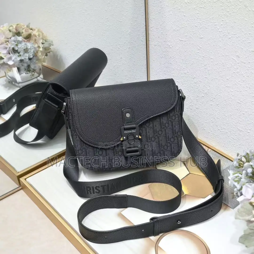 Side and Shoulder Bags 