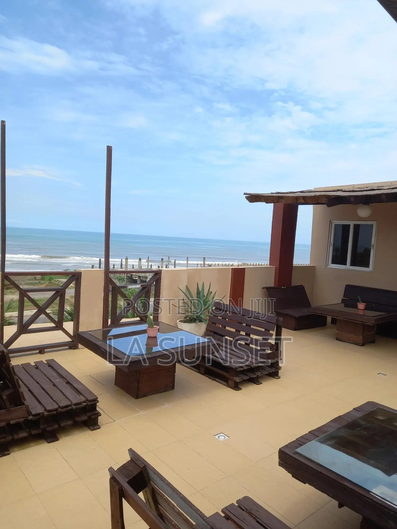 Furnished 3bdrm Apartment in 3 Bedroom Sea View, Trade Fair for rent
